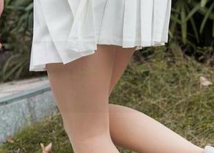 魔镜街拍 - 夜夜思考销售策略，婷婷的粉裙日常图库分享一览无遗