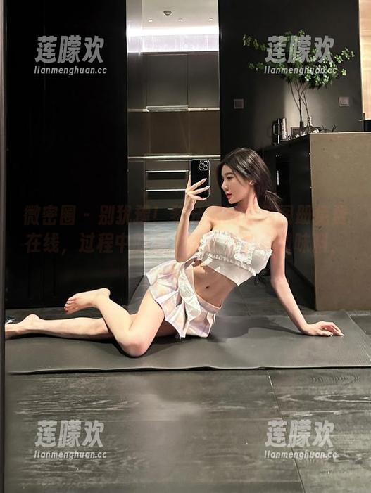 微密圈 - 别犹豫！黎允熙的黑色图册免费在线，过程中的悬念感就当加点调味料，哈哈！