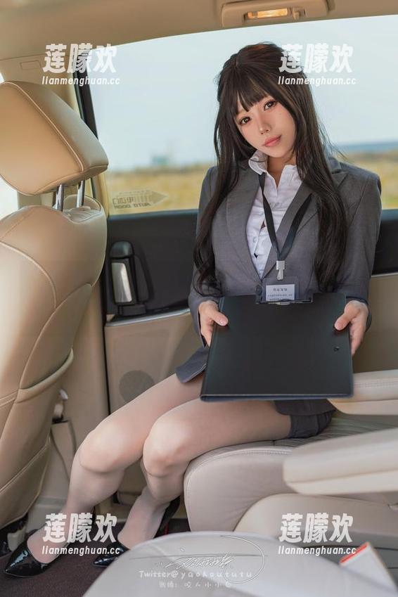 黏黏团子兔 超级福利图集,看黏黏团子兔的布道圣女在舞台上扭动人生!